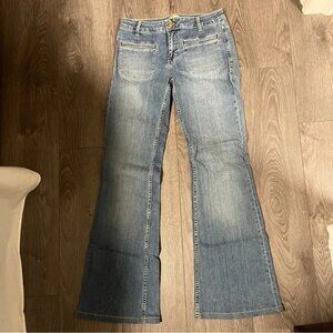 NEW Zara Low Rise Flare Jeans Light Wash Bootcut Zip Fly Denim Pockets Size 4